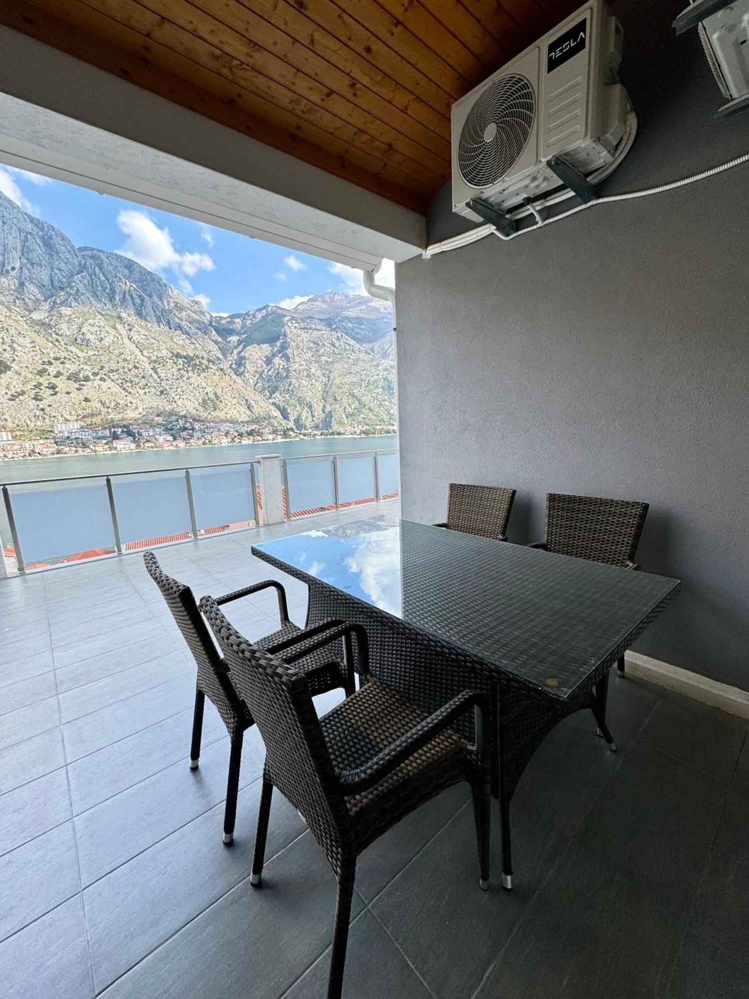 Apartments Seaview Estate Radovic Котор Екстериор снимка