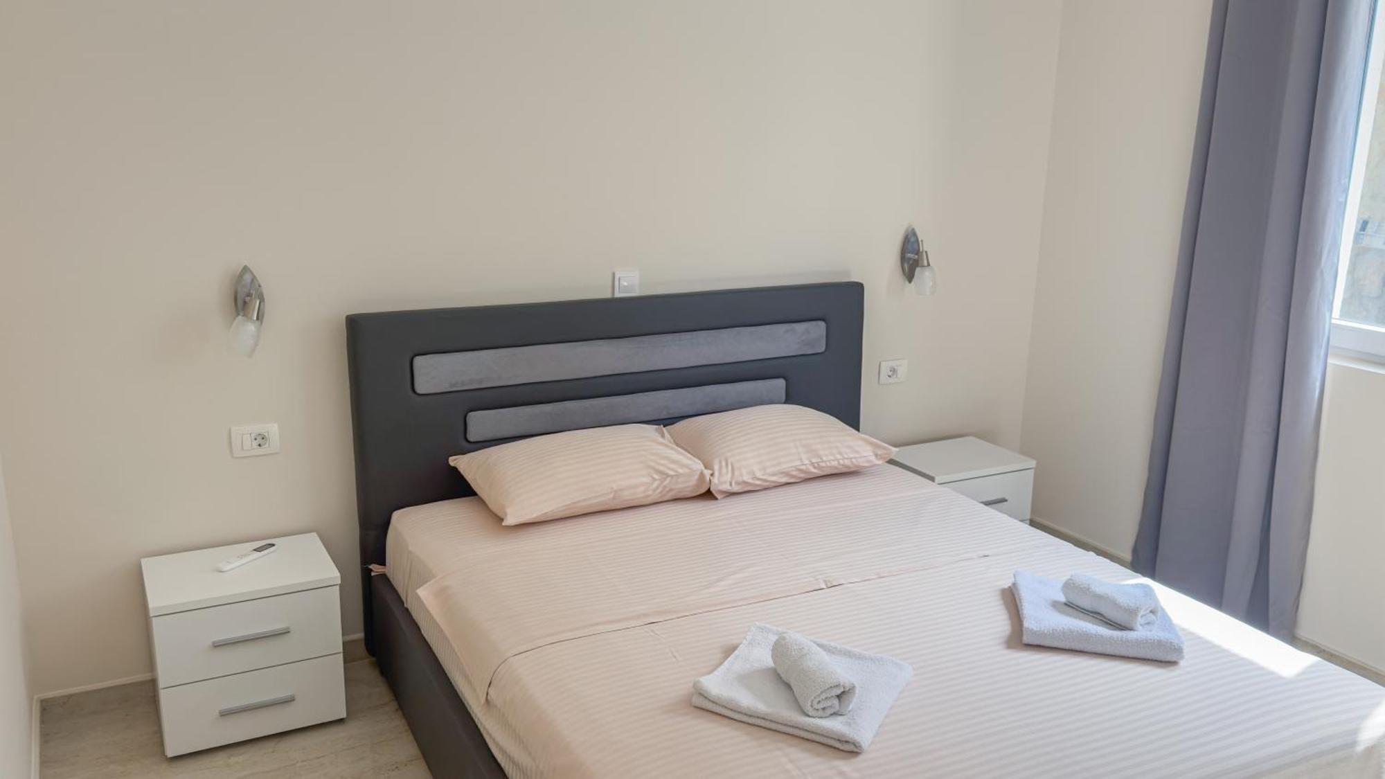 Apartments Seaview Estate Radovic Котор Стая снимка